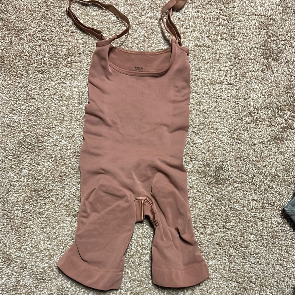 SKIMS Tan Shapewear Bodysuit